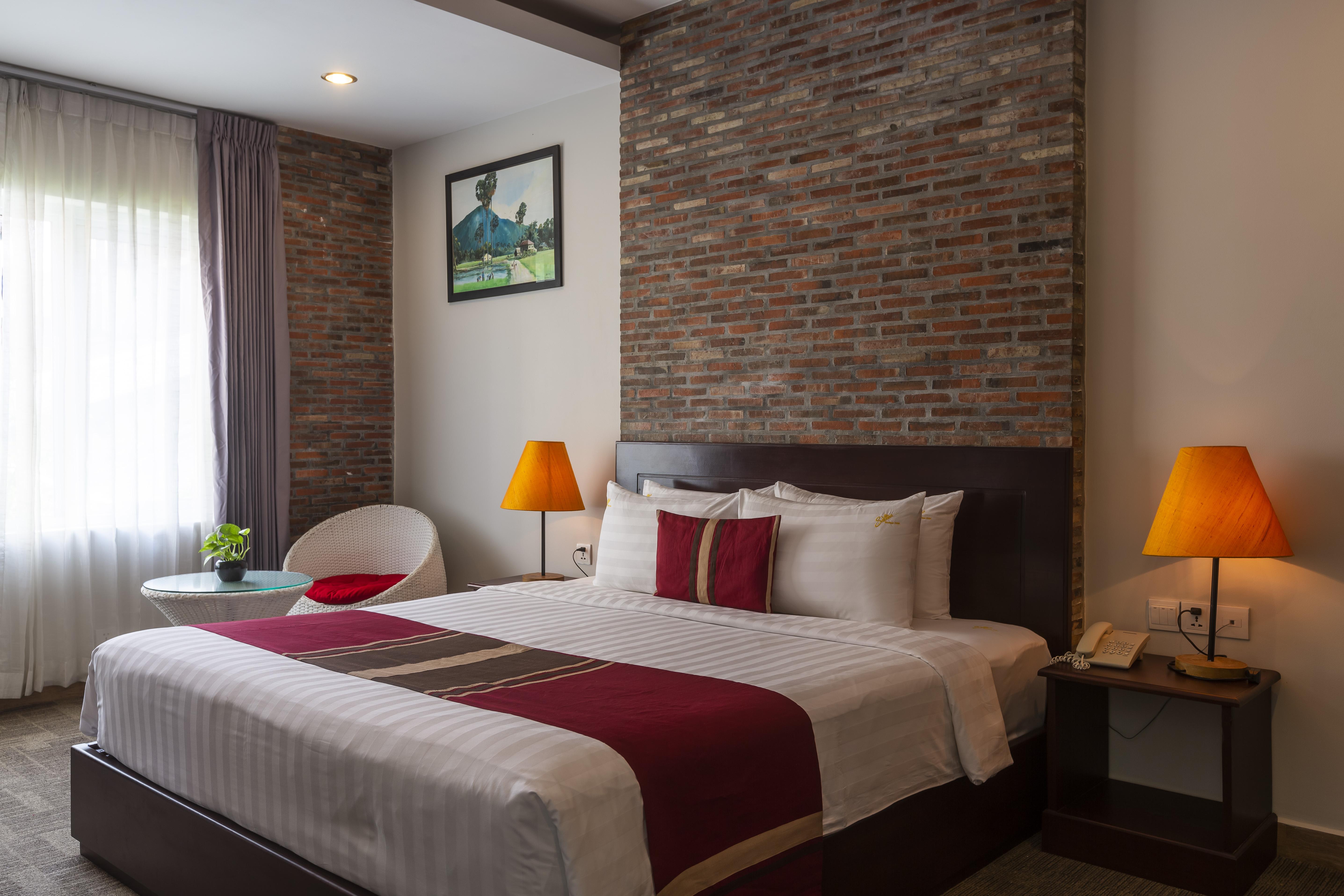 Wisteria Hotel Phnom Penh Exterior photo