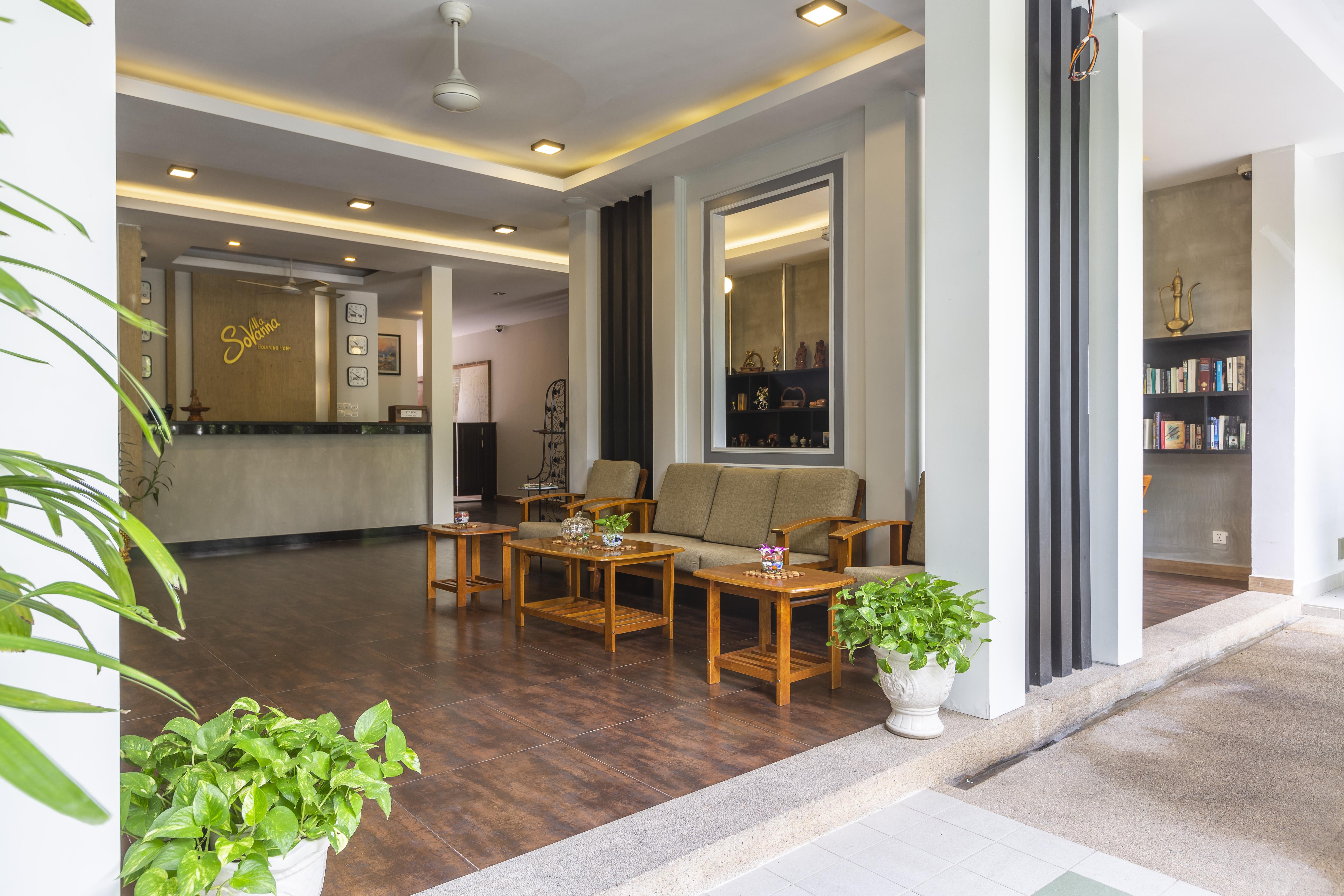 Wisteria Hotel Phnom Penh Exterior photo