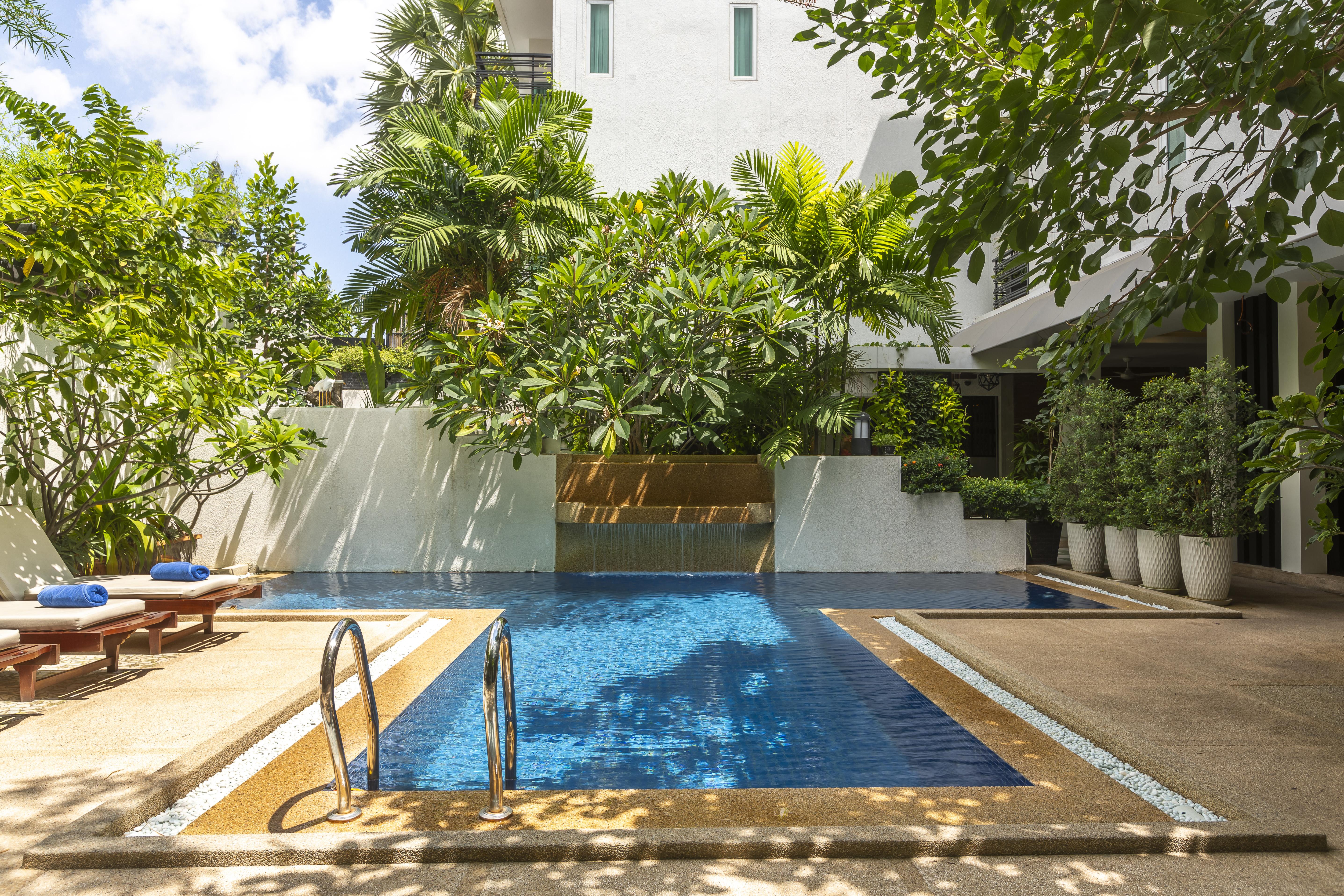 Wisteria Hotel Phnom Penh Exterior photo